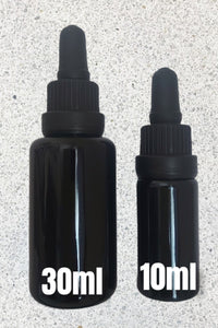 dropper bottle showing size difference of 10ml and 30ml
